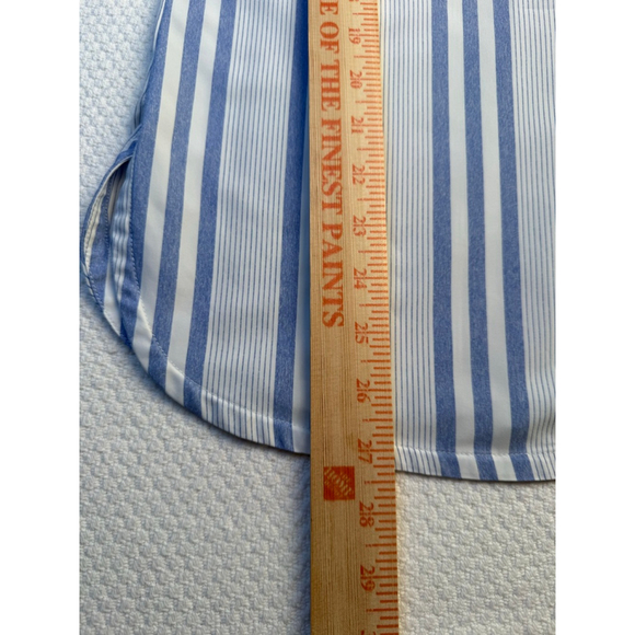 Women's Columbia PFG M White Blue Striped Short Sleeve Button Down Shirt - Picture 7 of 9